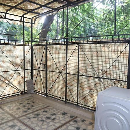 Divine India Service Apartment 3Bhk,B57 Sarita Vihar,Apollo Nuova Delhi Esterno foto