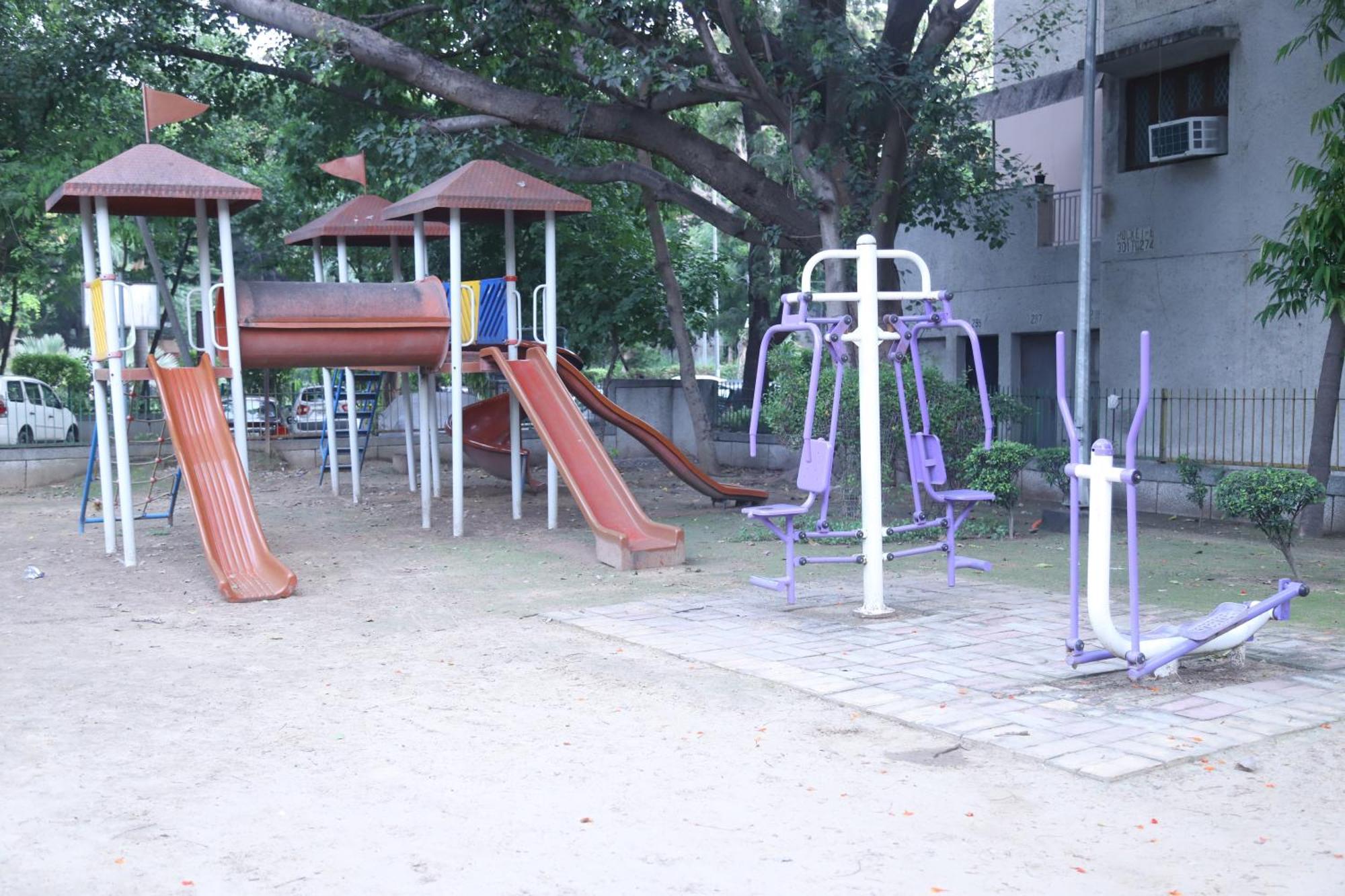 Divine India Service Apartment 3Bhk,B57 Sarita Vihar,Apollo Nuova Delhi Esterno foto