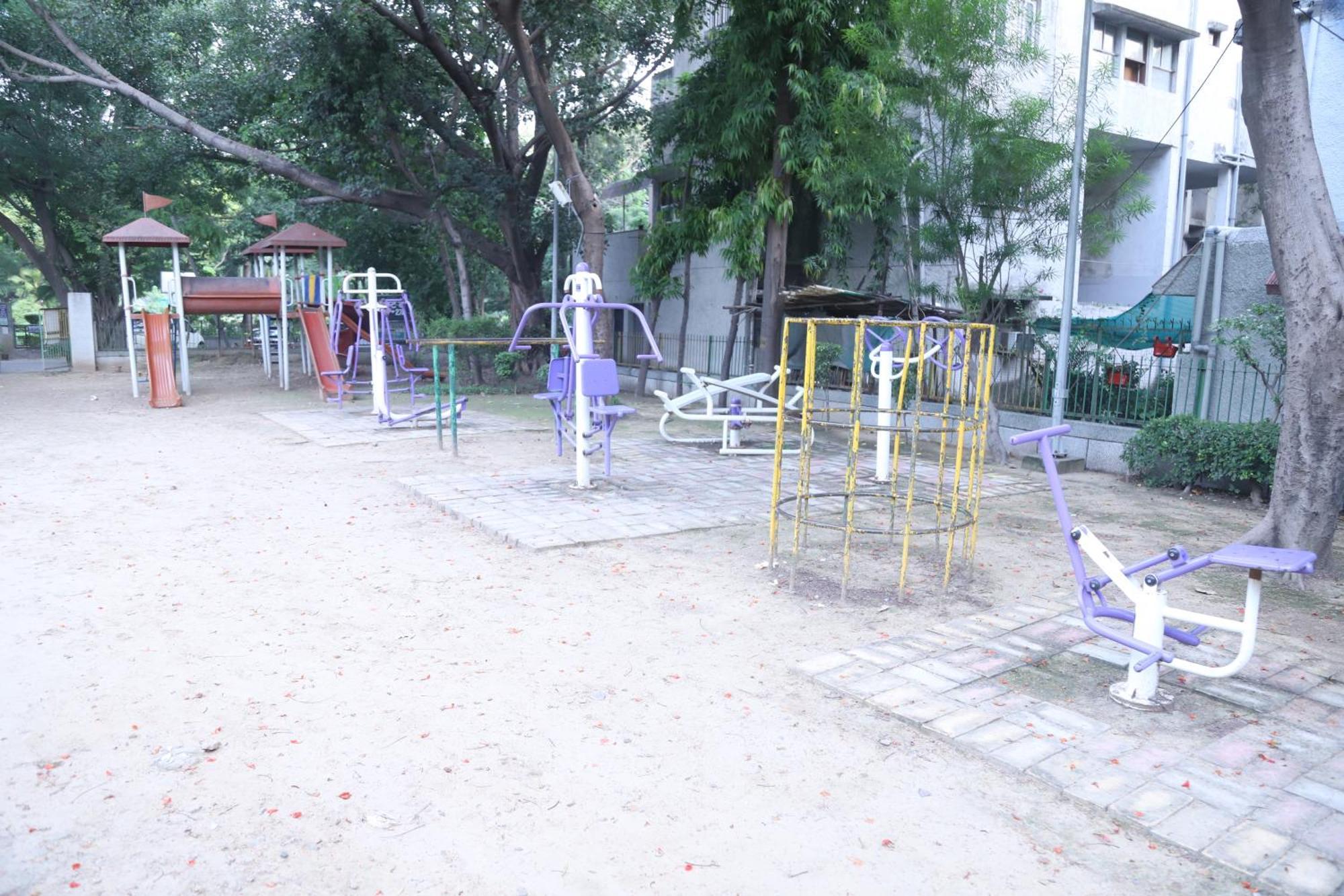 Divine India Service Apartment 3Bhk,B57 Sarita Vihar,Apollo Nuova Delhi Esterno foto