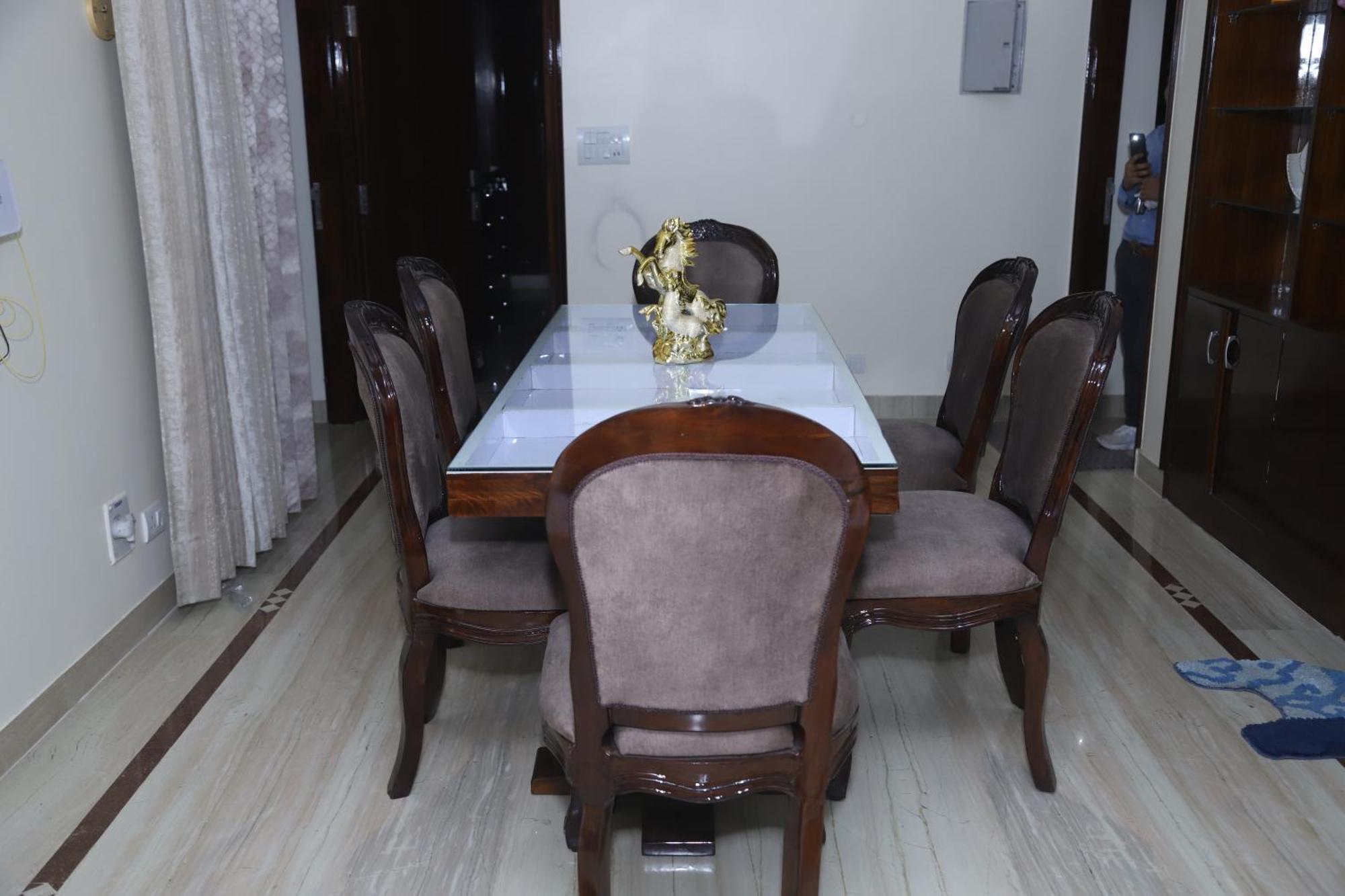 Divine India Service Apartment 3Bhk,B57 Sarita Vihar,Apollo Nuova Delhi Esterno foto